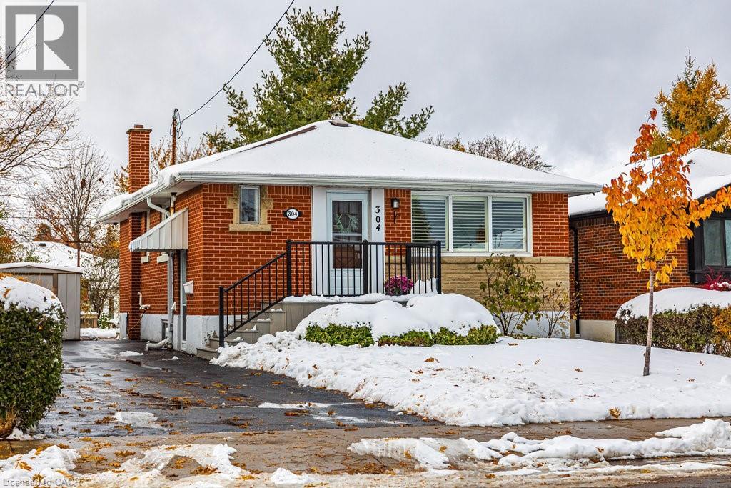 304 EAST 45TH Street, Hamilton, Ontario