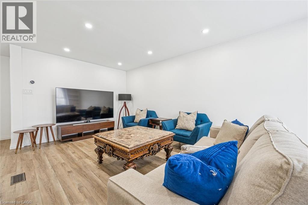 186 Northampton Crescent Unit# B, Waterloo, Ontario  N2T 2M5 - Photo 12 - 40795332