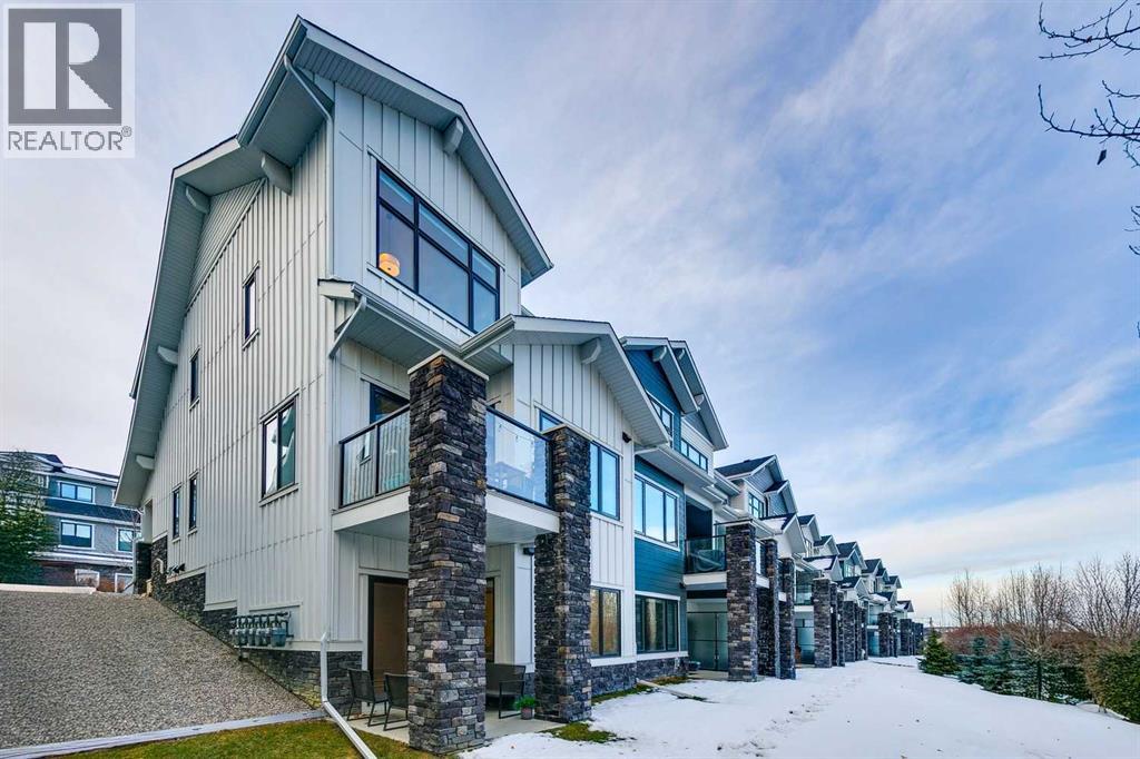 156 Crestridge Common Sw, Calgary, Alberta T3B 6J5 - Photo 4 - A2276165