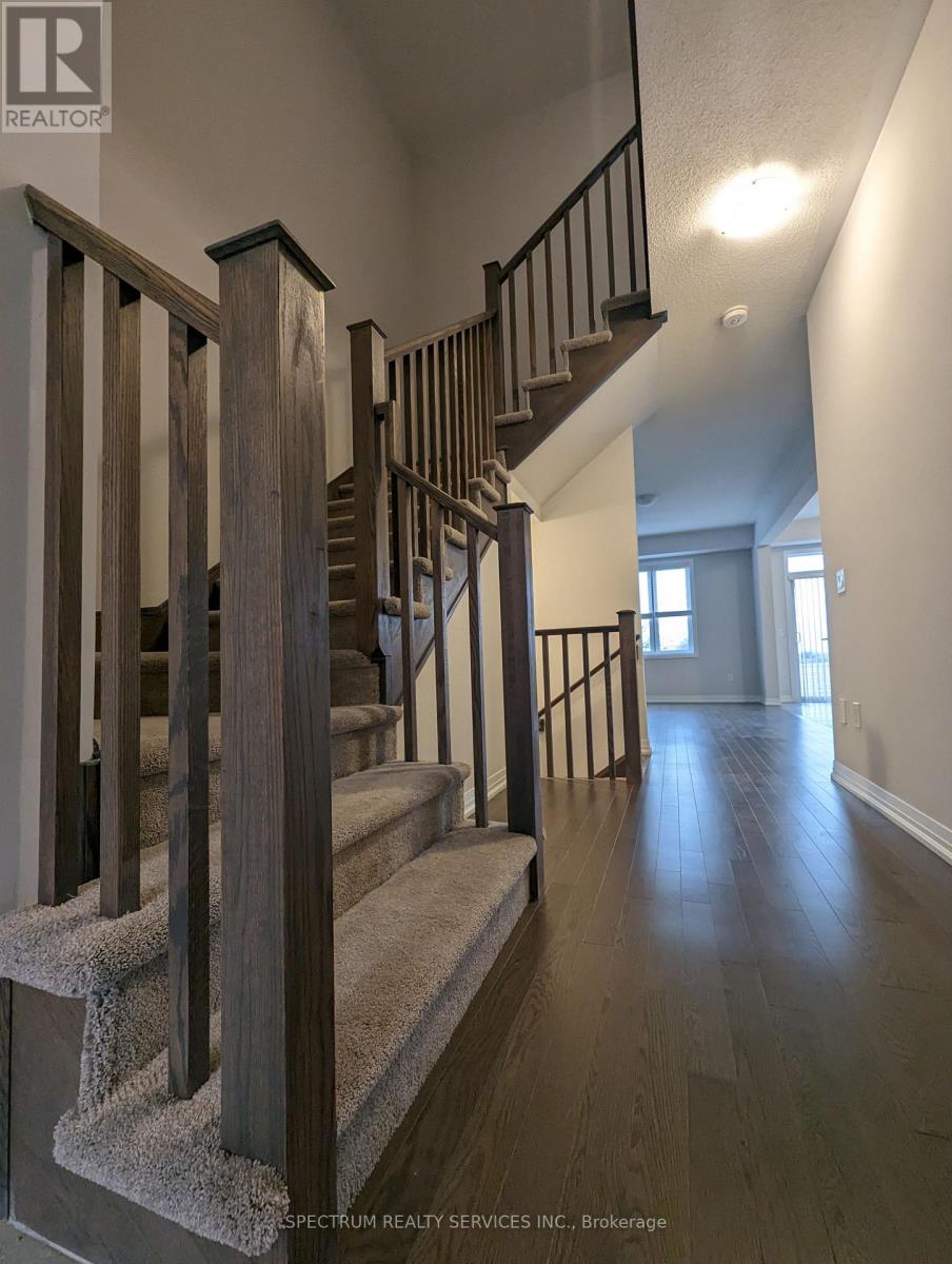 68 Freedom Crescent, Hamilton, Ontario  L0R 1W0 - Photo 11 - X12653388