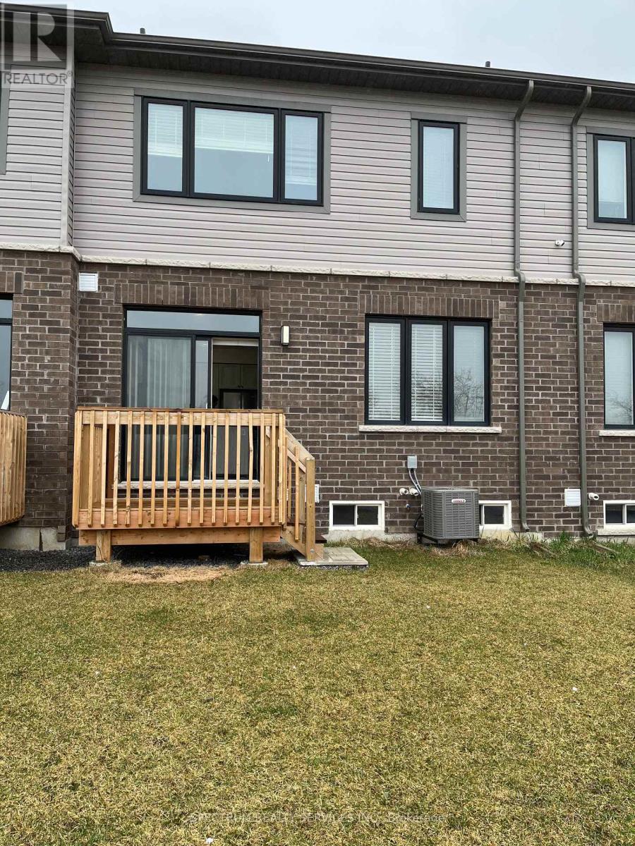 68 Freedom Crescent, Hamilton, Ontario  L0R 1W0 - Photo 23 - X12653388