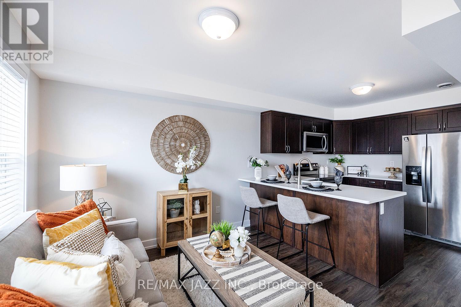 407 - 460 Lonsberry Drive, Cobourg, Ontario  K9A 0K4 - Photo 12 - X12653432