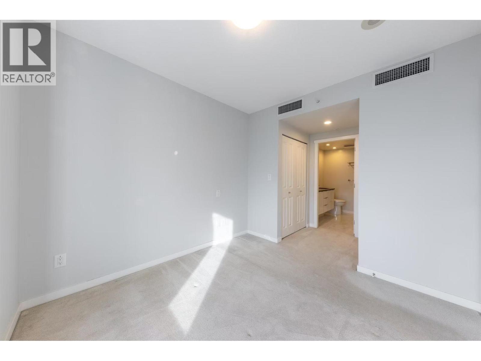 Listing Picture 6 of 17 : 515 3333 BROWN ROAD, Richmond / 烈治文 - 魯藝地產 Yvonne Lu Group - MLS Medallion Club Member