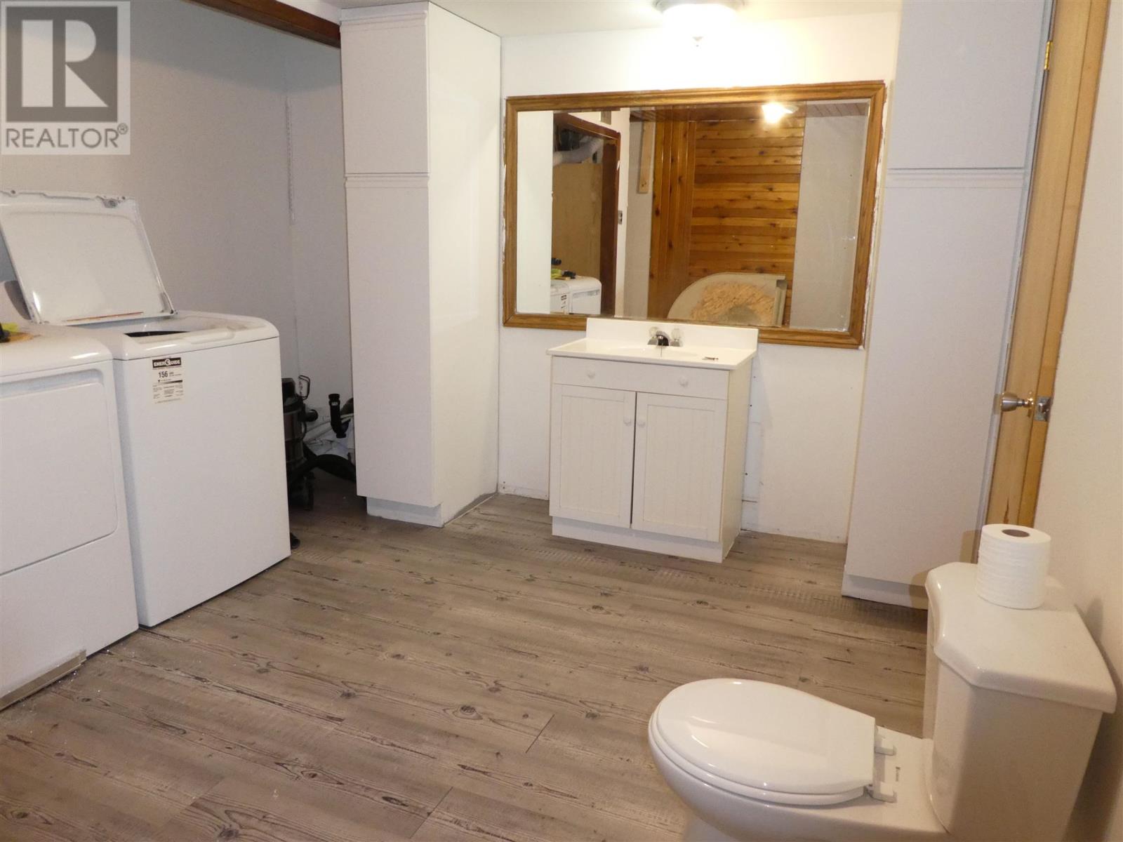 150 Dieppe Rd, Longlac, Ontario  P0T 2A0 - Photo 22 - TB250764