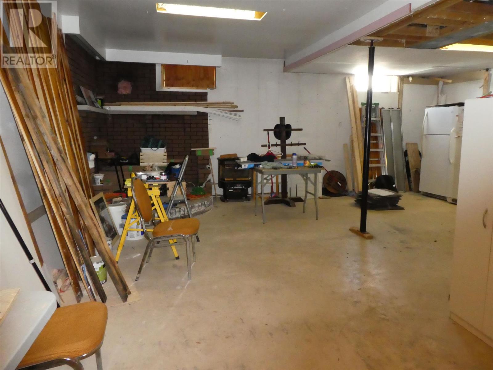 150 Dieppe Rd, Longlac, Ontario  P0T 2A0 - Photo 25 - TB250764