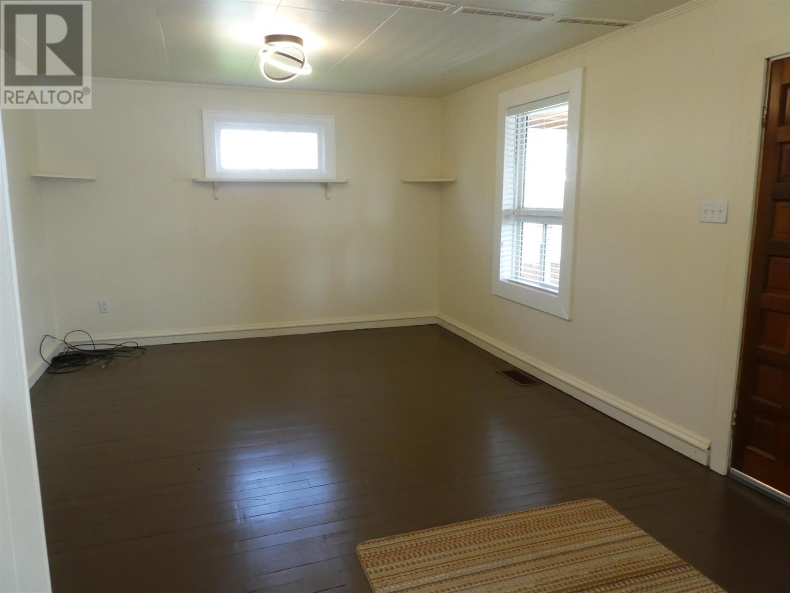 204 Second Ave Sw, Geraldton, Ontario  P0T 1M0 - Photo 13 - TB251498