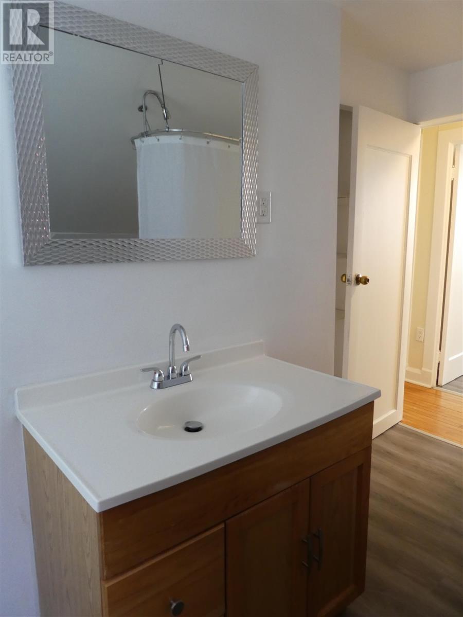 204 Second Ave Sw, Geraldton, Ontario  P0T 1M0 - Photo 17 - TB251498