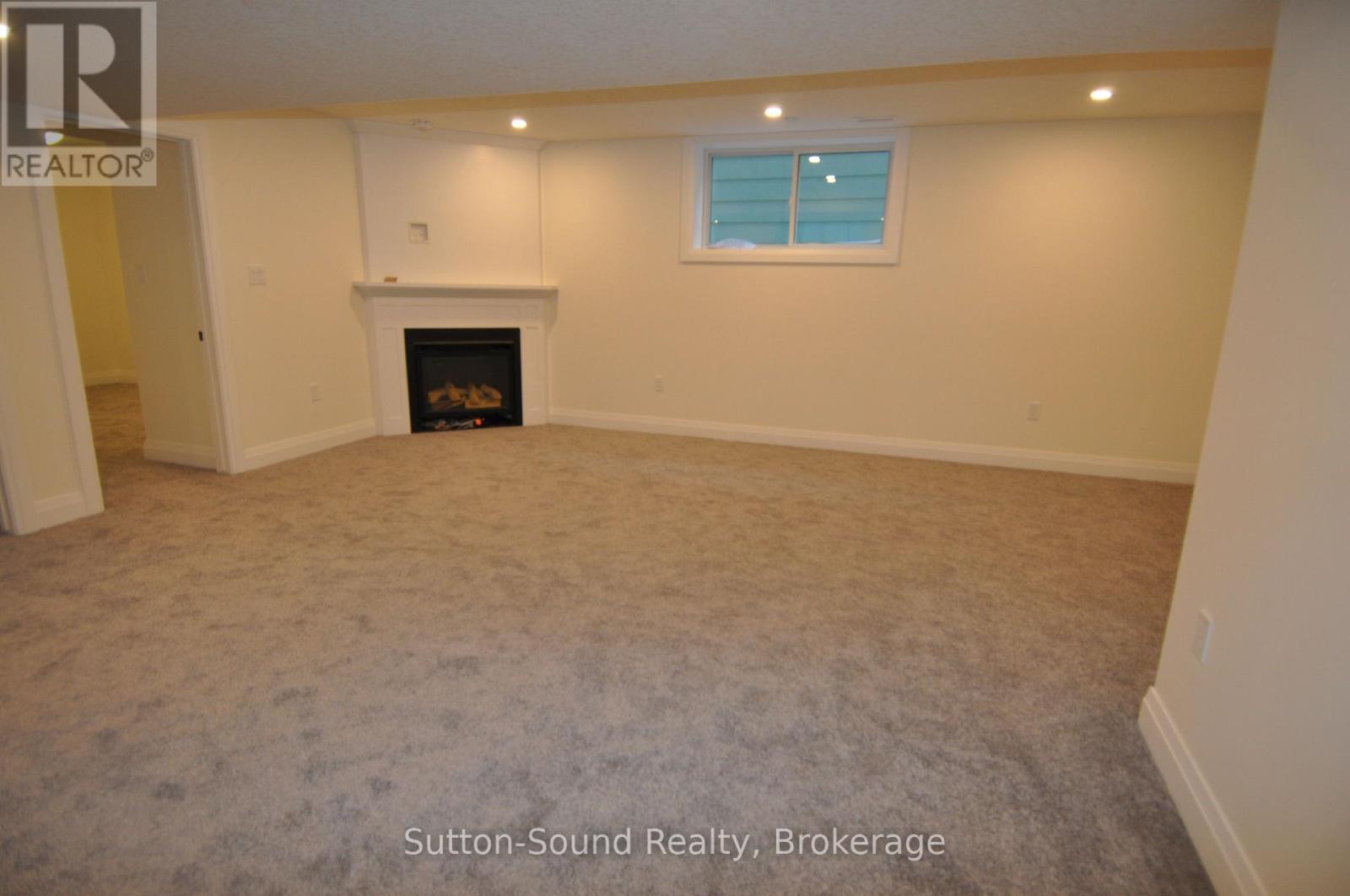 749 15th Street E, Owen Sound, Ontario  N4K 1X5 - Photo 36 - X12316674