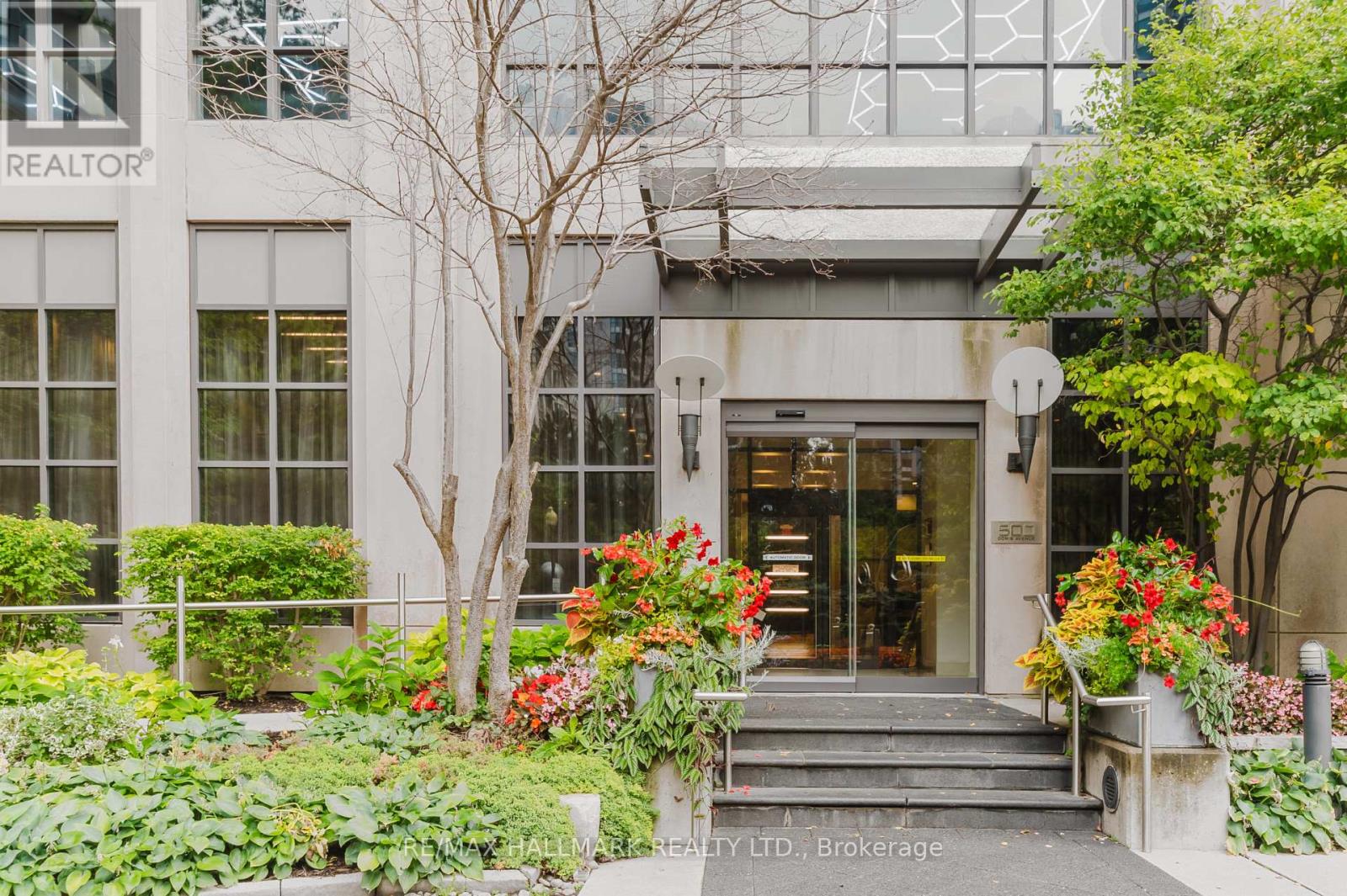 929 - 500 DORIS AVENUE, Toronto, Ontario