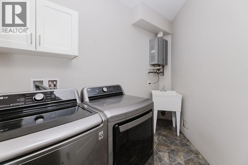 597 Oceanview Drive, Gibsons, British Columbia  V0N 1V5 - Photo 22 - R3075160