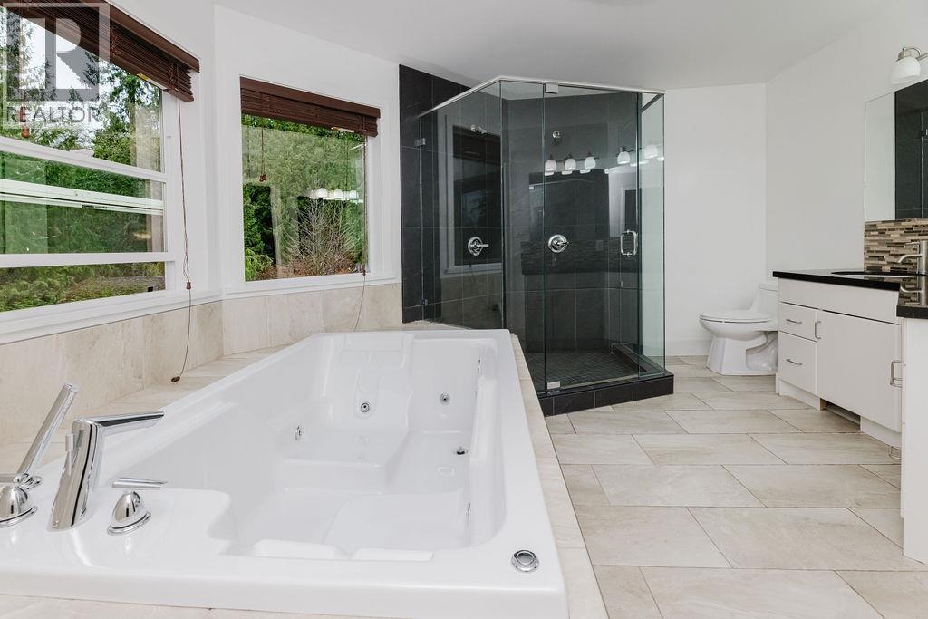 597 Oceanview Drive, Gibsons, British Columbia  V0N 1V5 - Photo 26 - R3075160