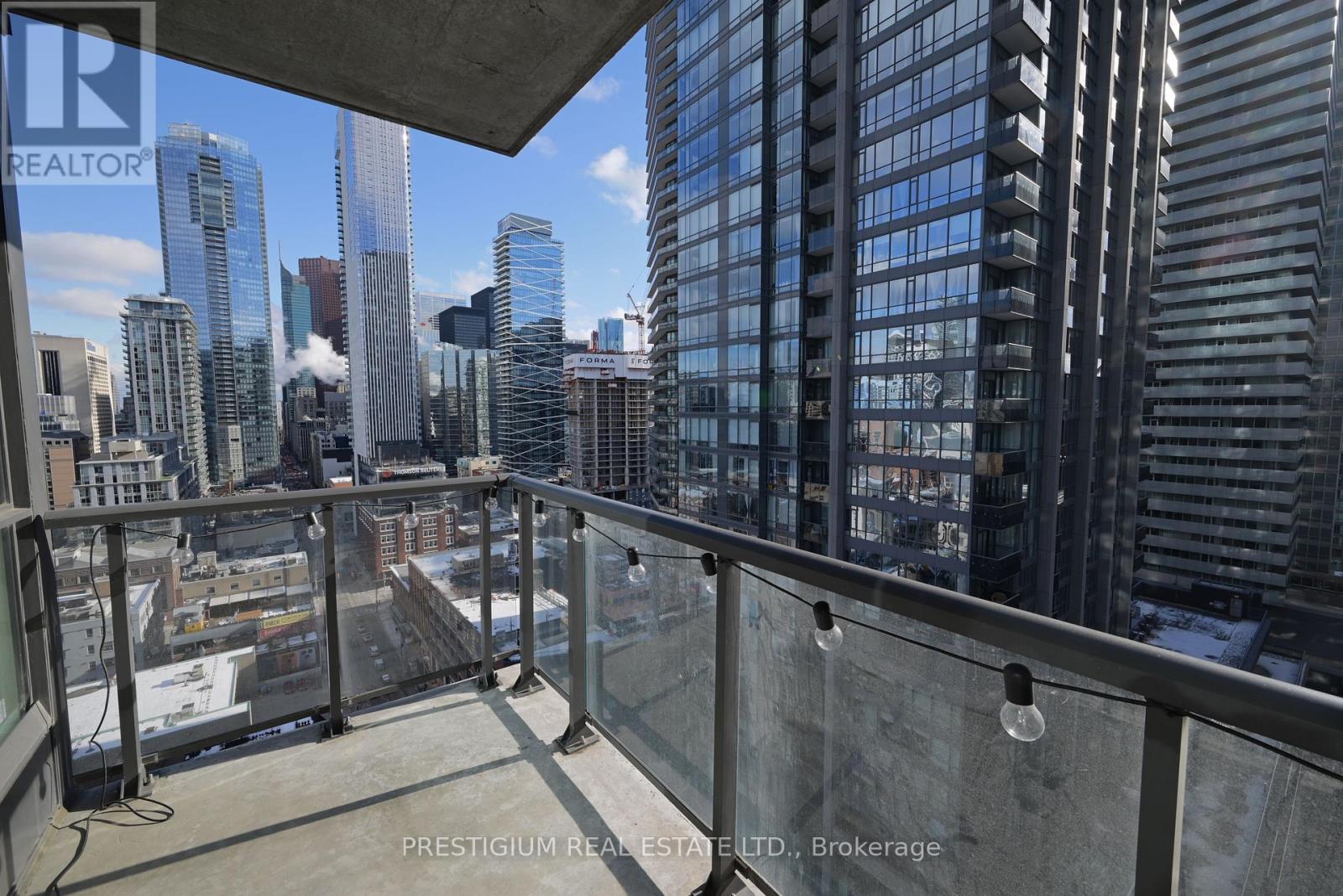 1910 - 290 Adelaide Street W, Toronto, Ontario  M5V 0P3 - Photo 16 - C12653430