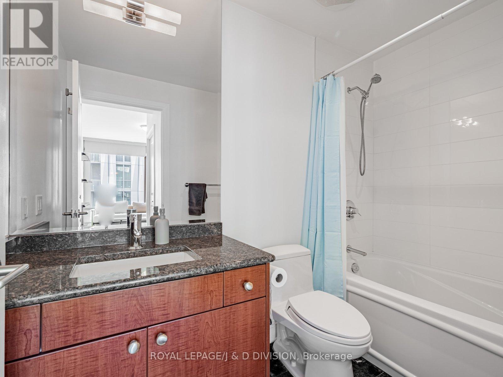 3402 - 18 Yorkville Avenue, Toronto, Ontario  M4W 3Y8 - Photo 24 - C12653438