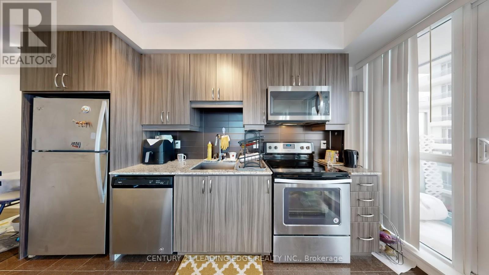 1611 - 9205 Yonge Street, Richmond Hill, Ontario  L4C 1V5 - Photo 13 - N12653440