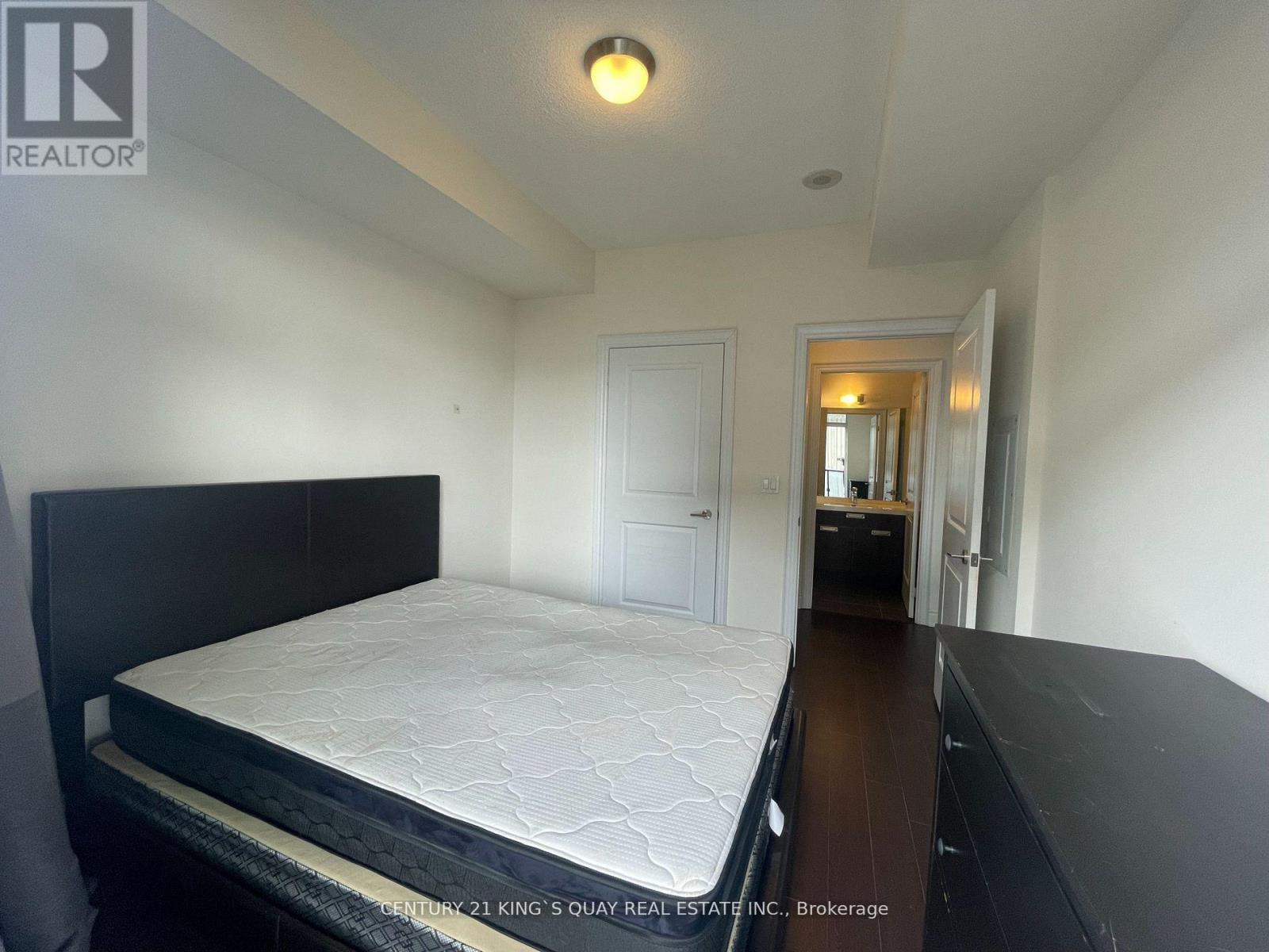 2710 - 28 Ted Rogers Way, Toronto, Ontario  M4Y 2J4 - Photo 11 - C12601372