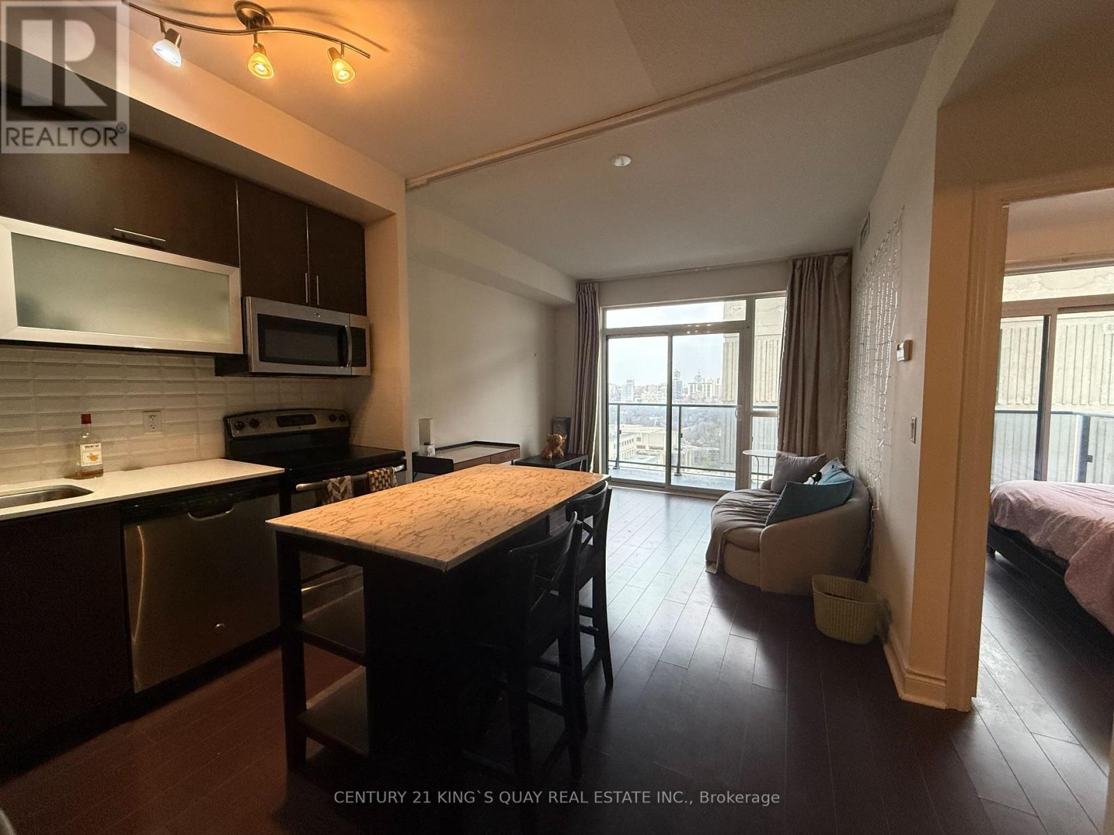 2710 - 28 Ted Rogers Way, Toronto, Ontario  M4Y 2J4 - Photo 3 - C12601372