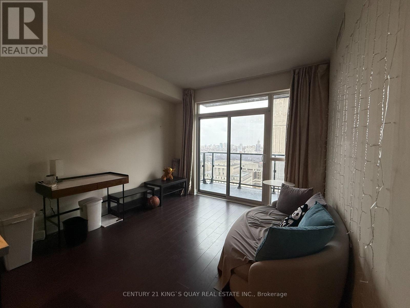 2710 - 28 Ted Rogers Way, Toronto, Ontario  M4Y 2J4 - Photo 5 - C12601372