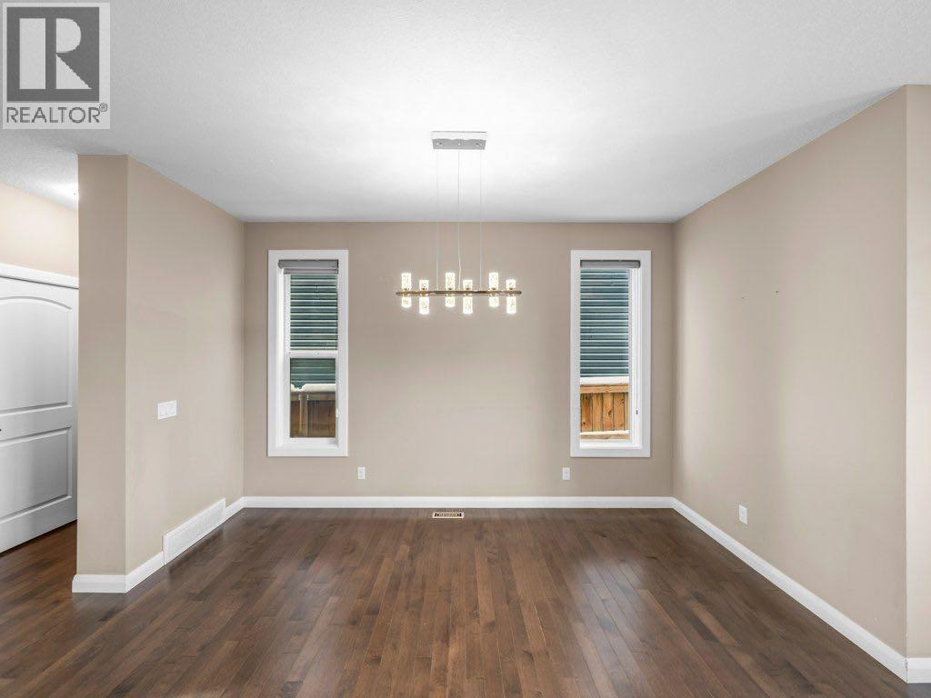 1023 Evanston Drive Nw, Calgary, Alberta  T3P 0K4 - Photo 11 - A2270907