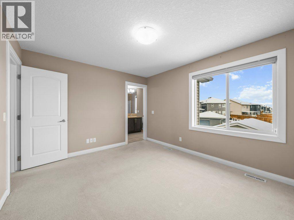1023 Evanston Drive Nw, Calgary, Alberta  T3P 0K4 - Photo 15 - A2270907