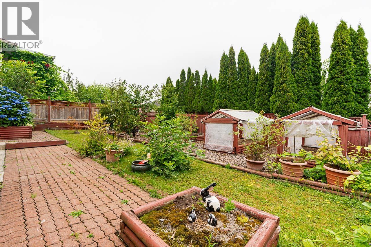 22081 124 Avenue, Maple Ridge, British Columbia V2X 4J1 - Photo 32 - R3075166