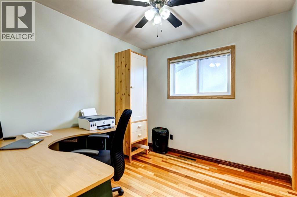 1408 106 Avenue Sw, Calgary, Alberta  T2W 0B7 - Photo 20 - A2275808