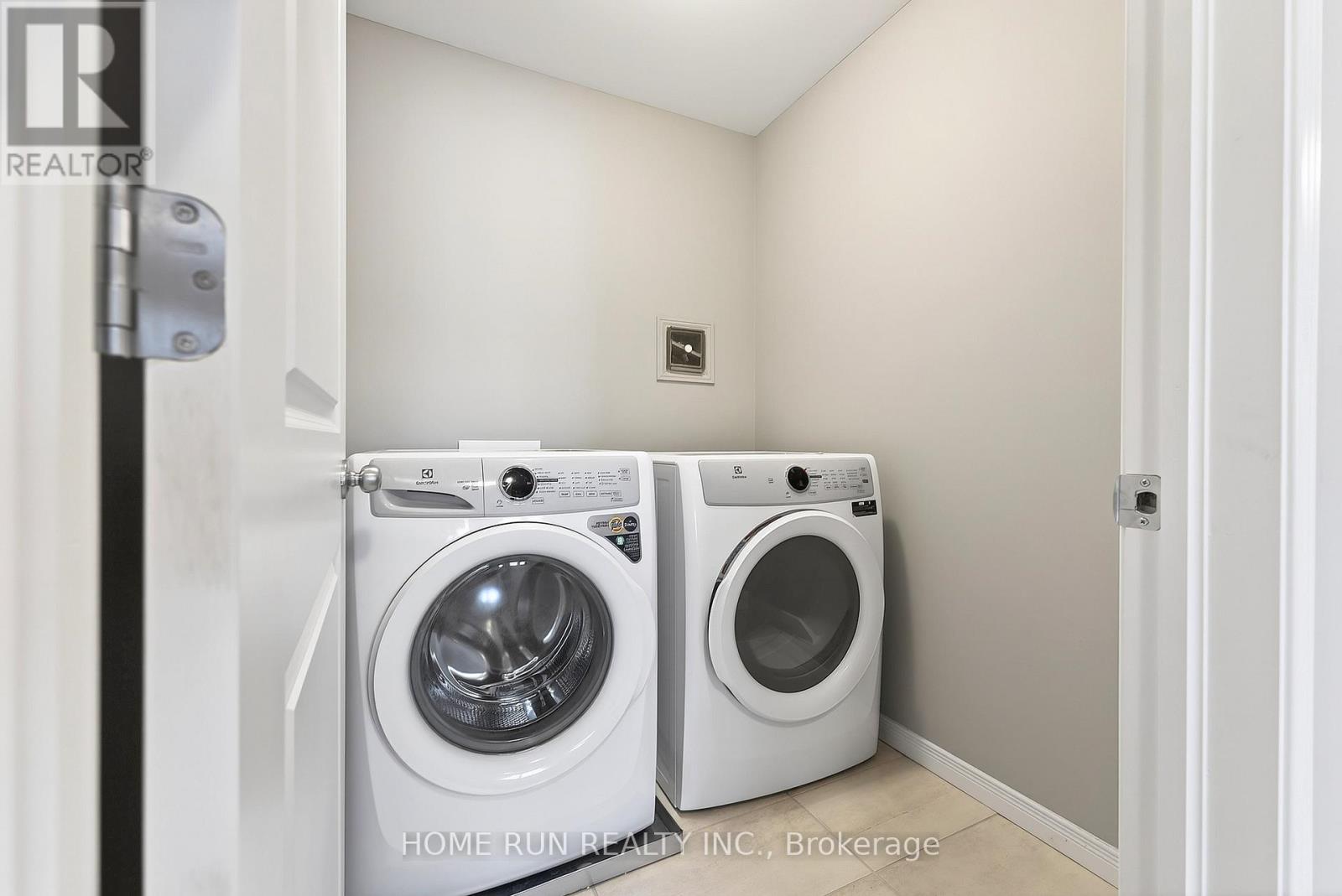 866 Paseana Place, Ottawa, Ontario  K2V 0P5 - Photo 28 - X12653470