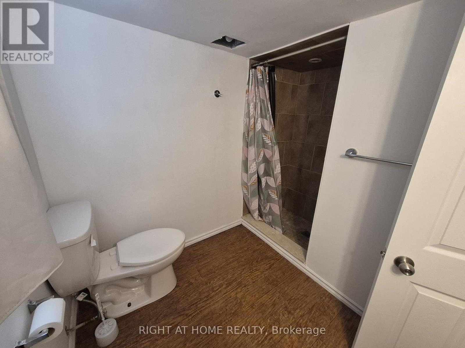 Main Floor - 1644 Dufferin Street W, Toronto, Ontario  M6H 3L8 - Photo 12 - W12434369