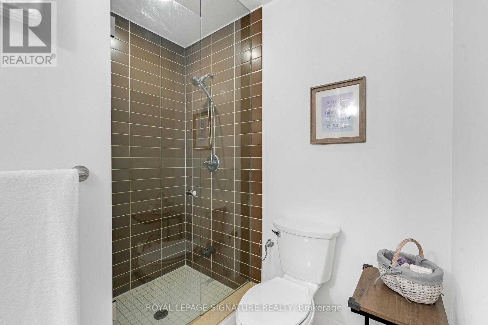 203 - 1 Hurontario Street, Mississauga, Ontario  L5G 0A3 - Photo 22 - W12477771