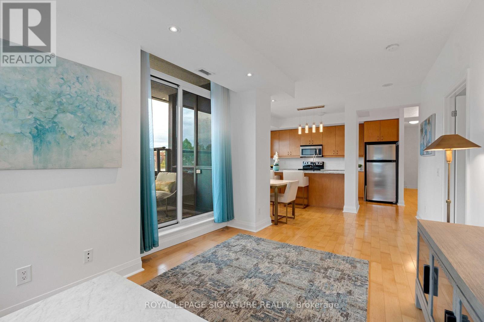 203 - 1 Hurontario Street, Mississauga, Ontario  L5G 0A3 - Photo 9 - W12477771