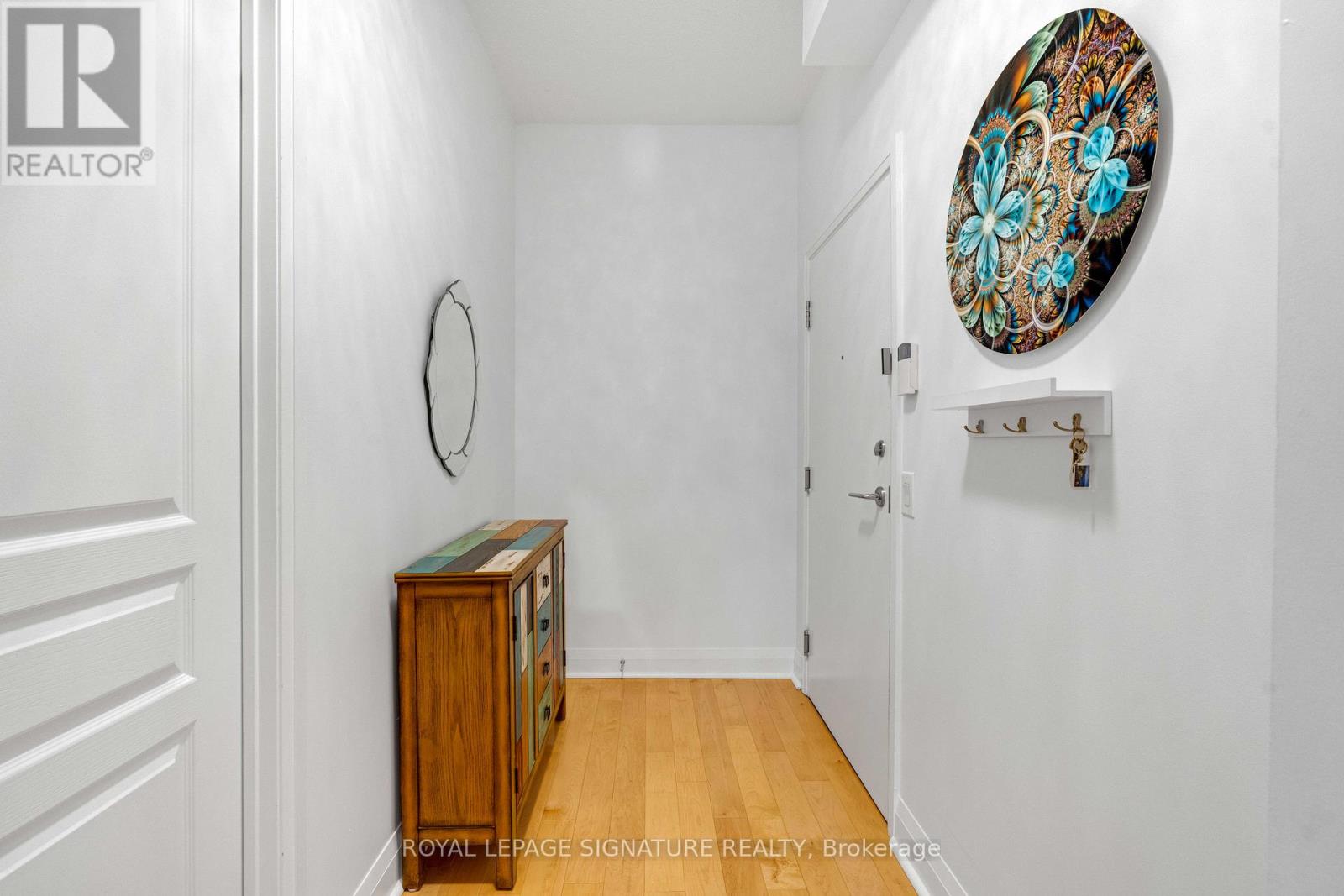 203 - 1 Hurontario Street, Mississauga, Ontario  L5G 0A3 - Photo 5 - W12477771