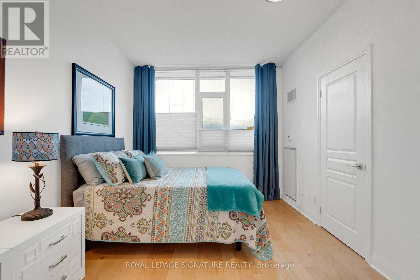 203 - 1 Hurontario Street, Mississauga, Ontario  L5G 0A3 - Photo 23 - W12477771