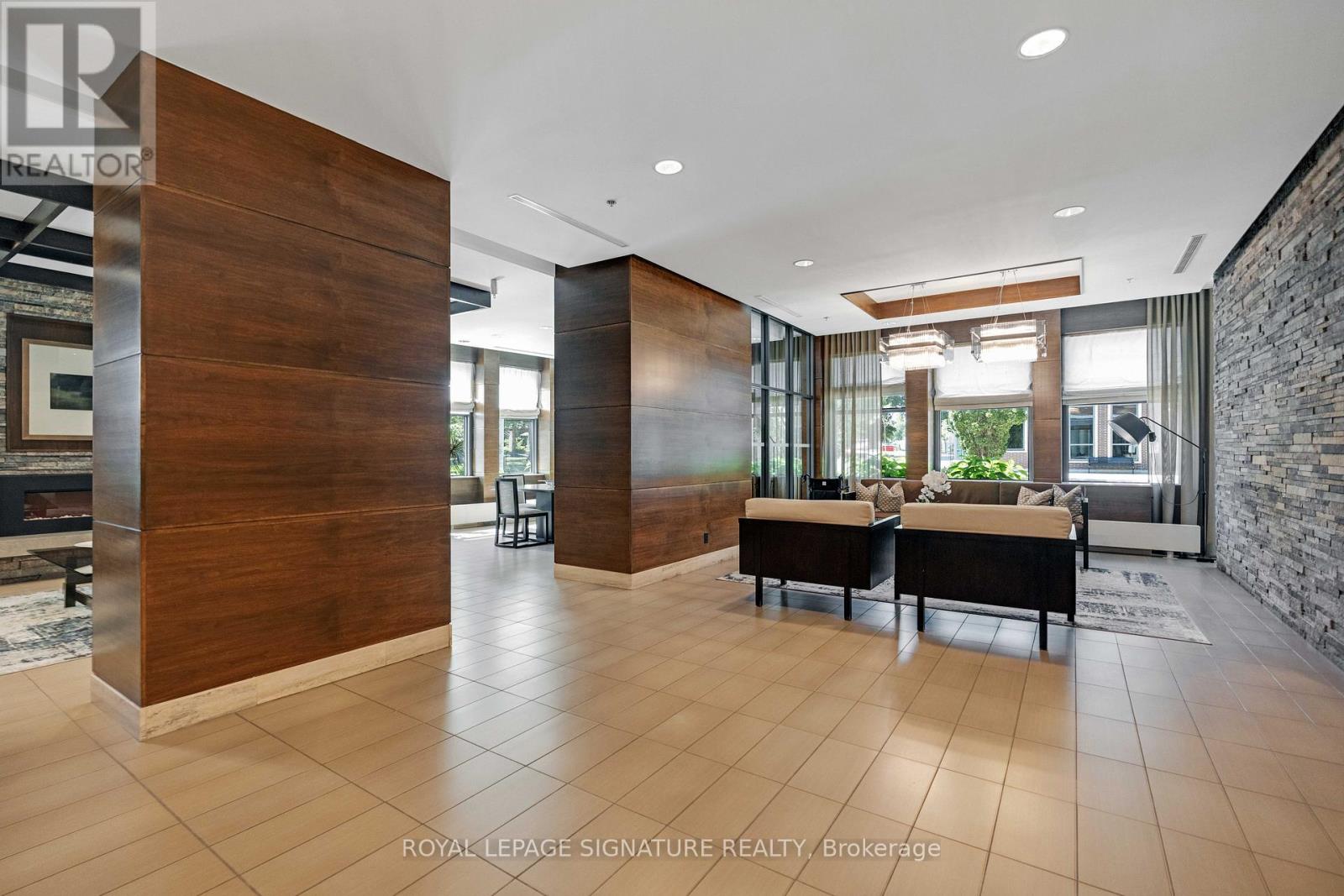 203 - 1 Hurontario Street, Mississauga, Ontario  L5G 0A3 - Photo 41 - W12477771