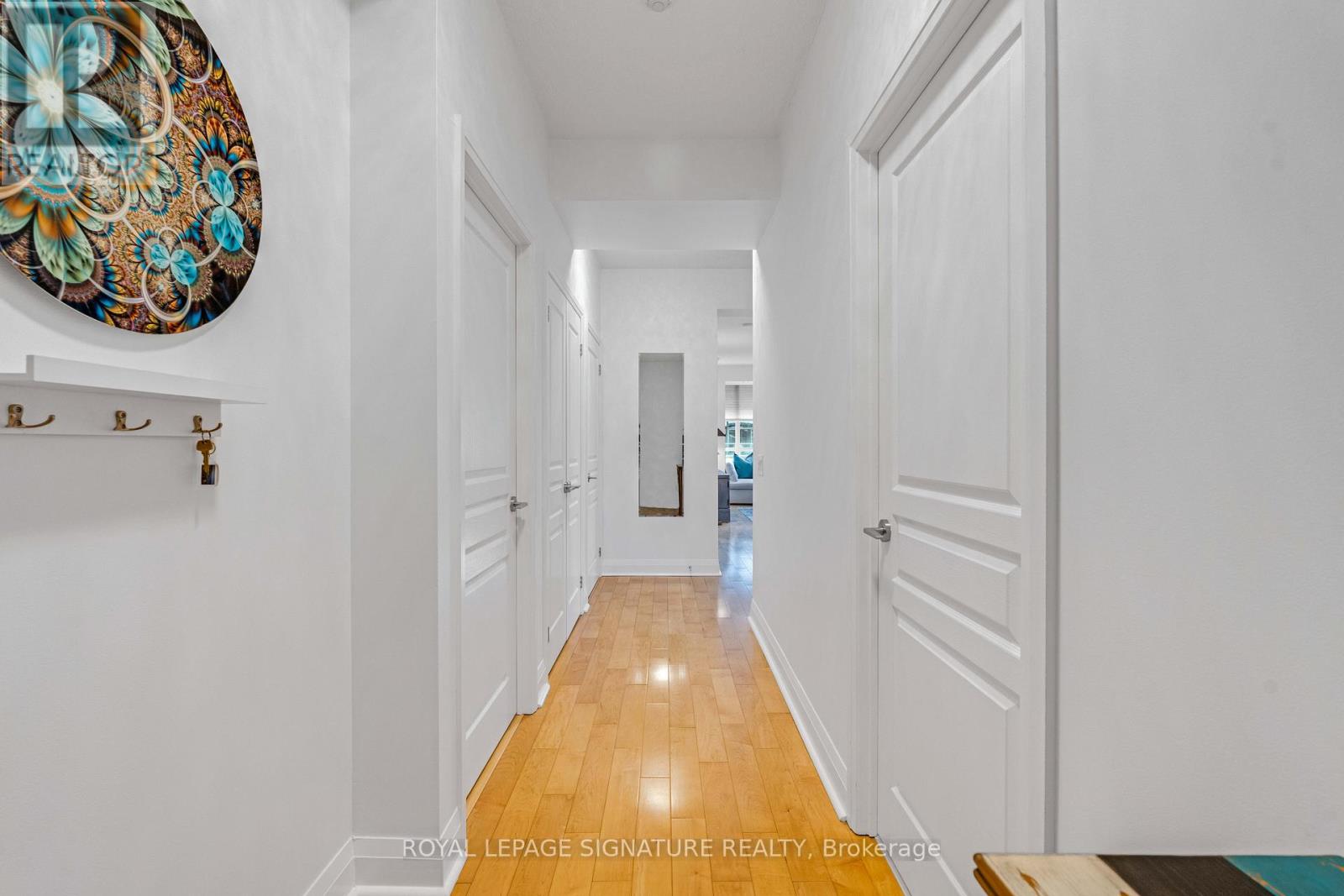 203 - 1 Hurontario Street, Mississauga, Ontario  L5G 0A3 - Photo 6 - W12477771