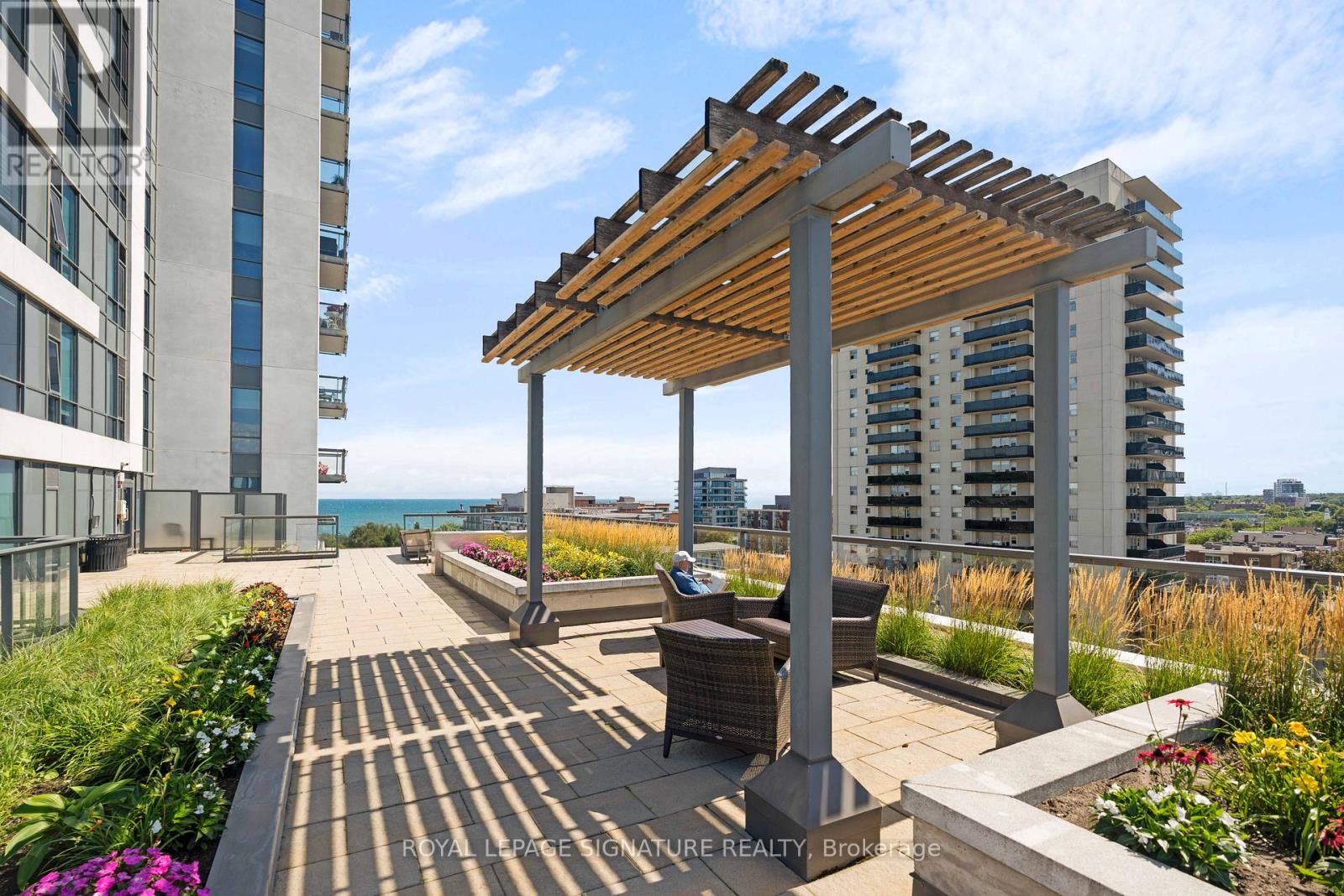 203 - 1 Hurontario Street, Mississauga, Ontario  L5G 0A3 - Photo 35 - W12477771