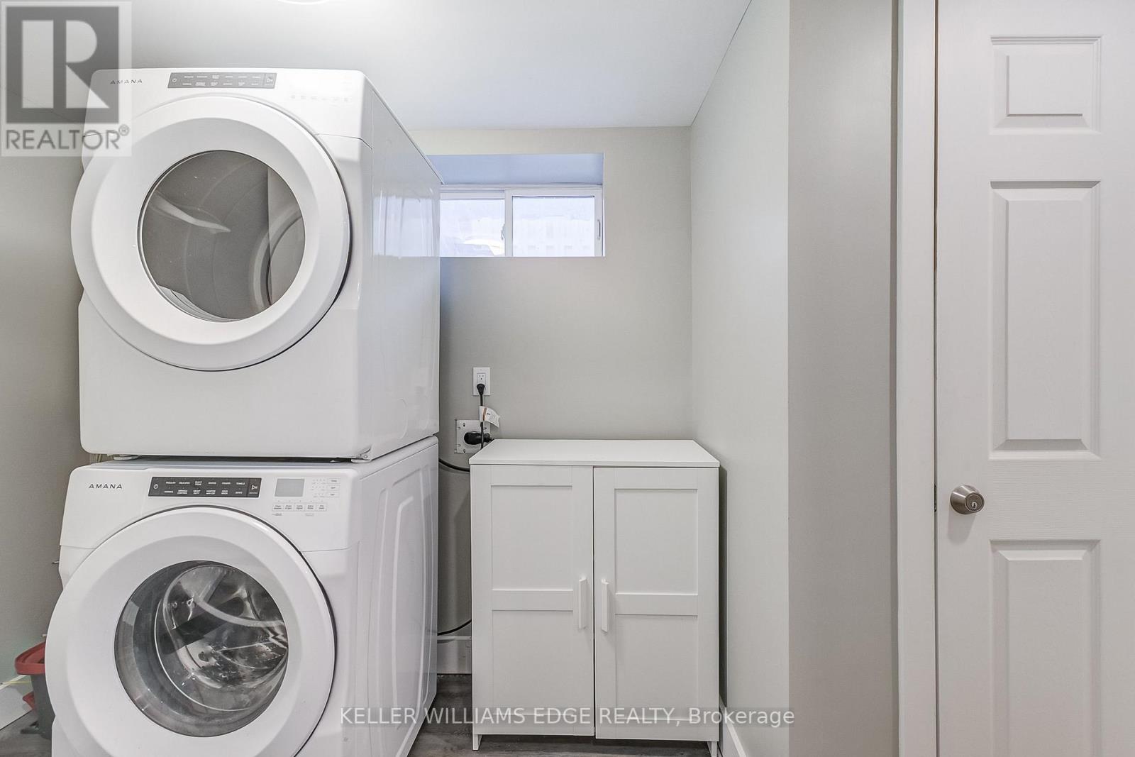 2 - 672 Castleguard Crescent, Burlington, Ontario  L7N 2W6 - Photo 22 - W12488246