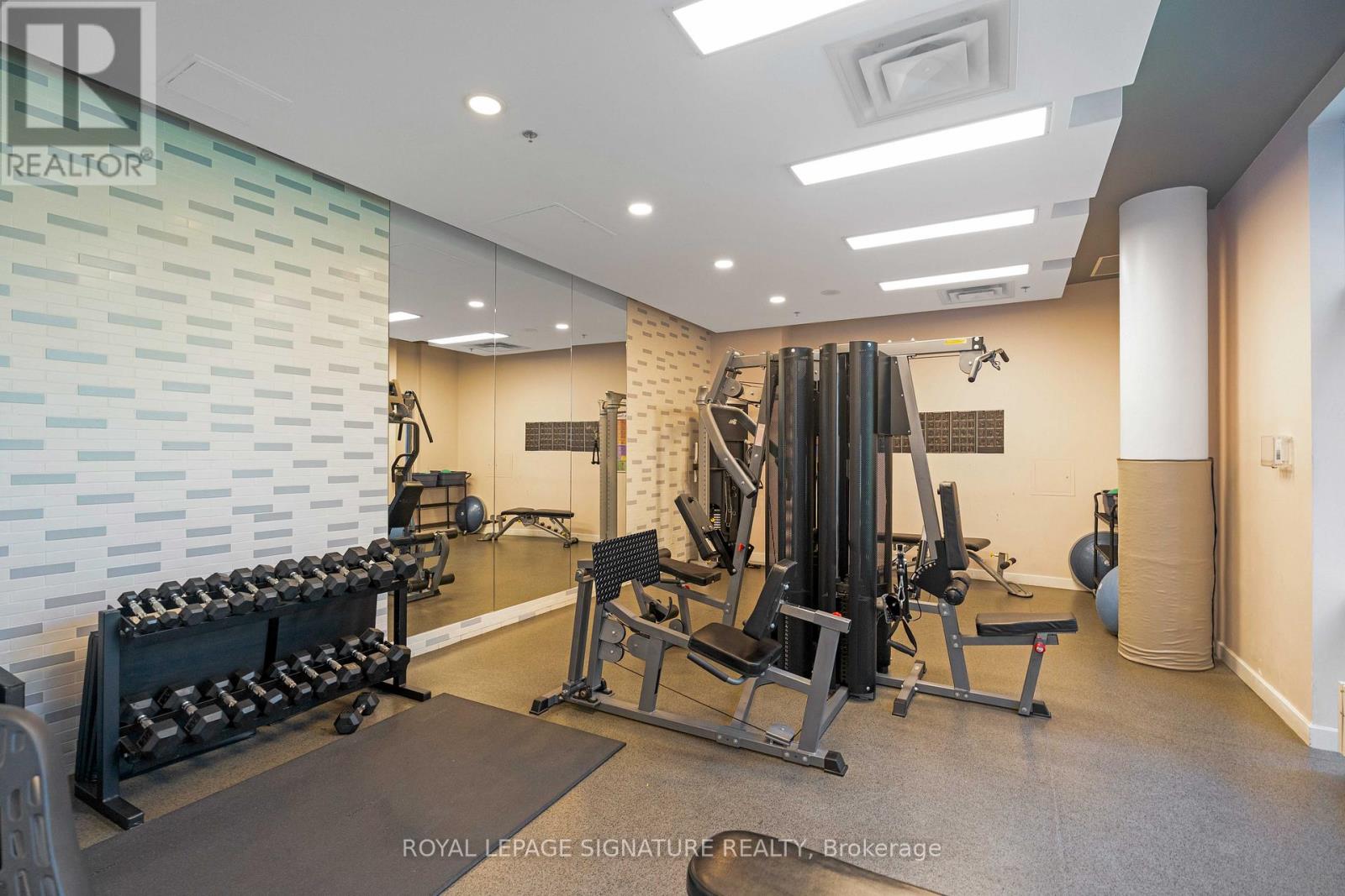 203 - 1 Hurontario Street, Mississauga, Ontario  L5G 0A3 - Photo 31 - W12477771