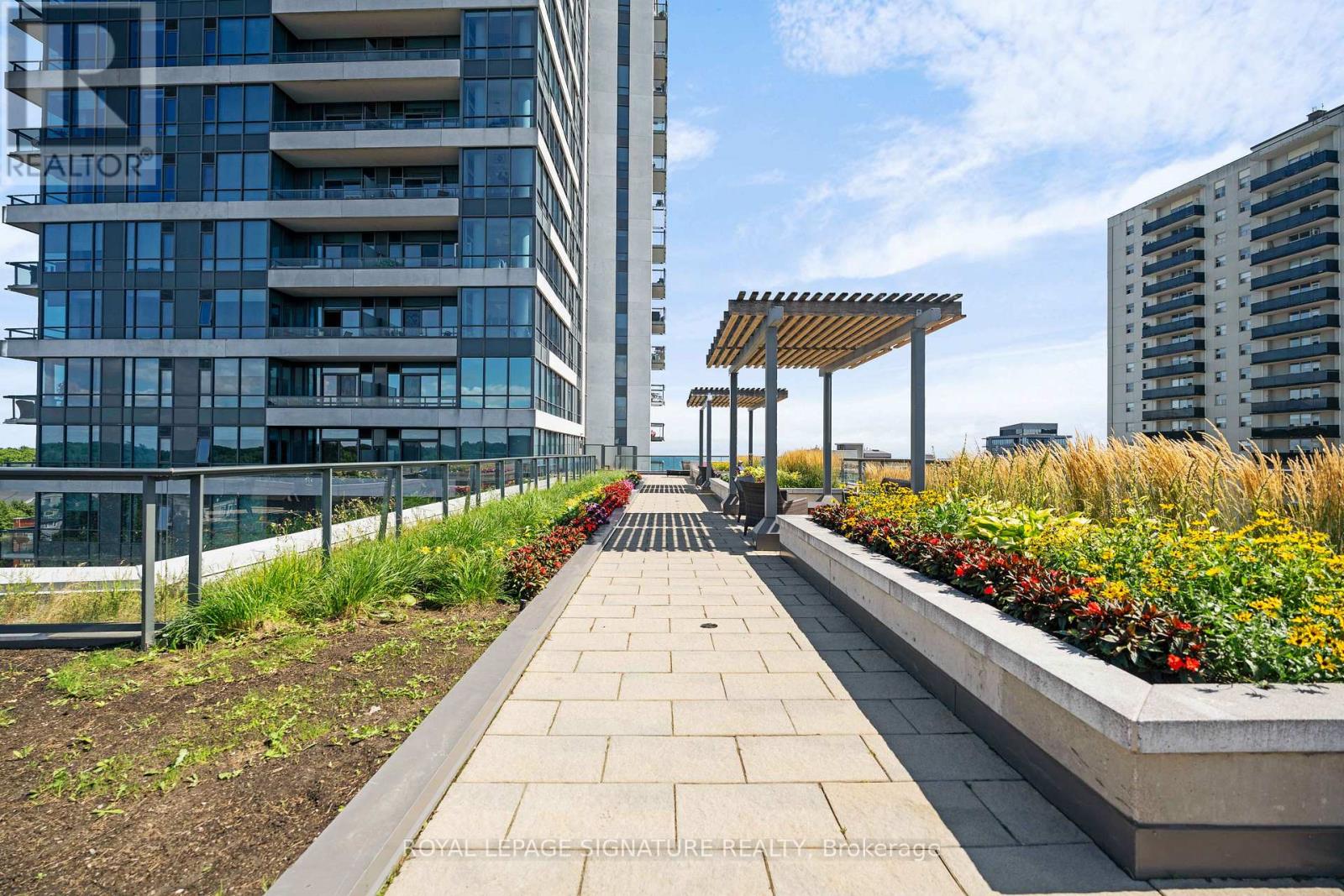 203 - 1 Hurontario Street, Mississauga, Ontario  L5G 0A3 - Photo 36 - W12477771