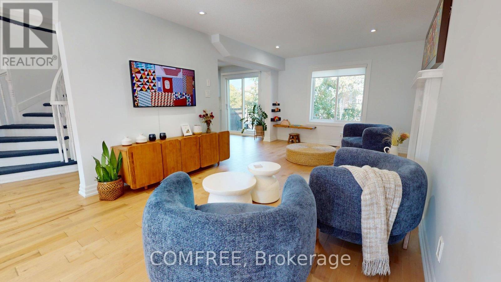 1234 Matheson Road, Ottawa, Ontario  K1J 1A7 - Photo 5 - X12450483