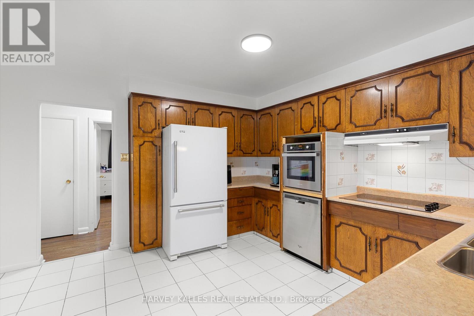 118 Palm Drive, Toronto, Ontario  M3H 2C4 - Photo 7 - C12653448