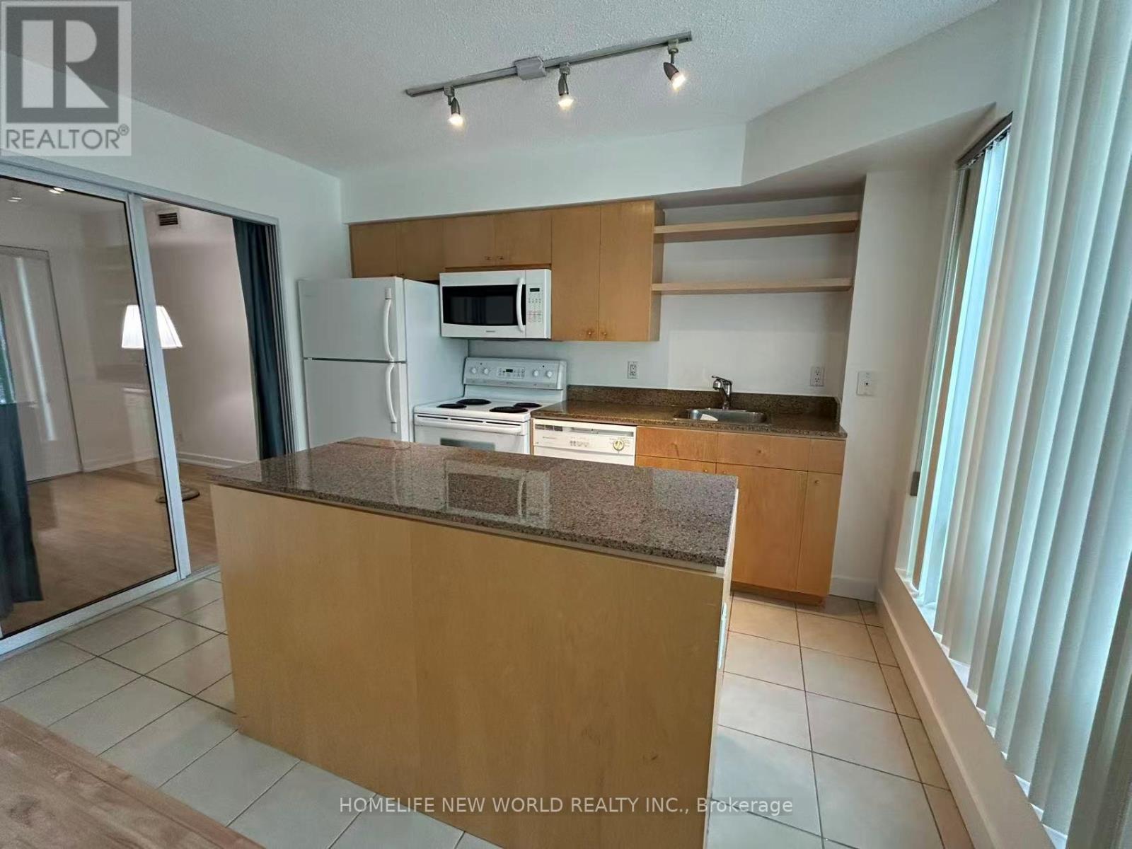 335 - 361 Front Street W, Toronto, Ontario  M5V 3R5 - Photo 2 - C12653464