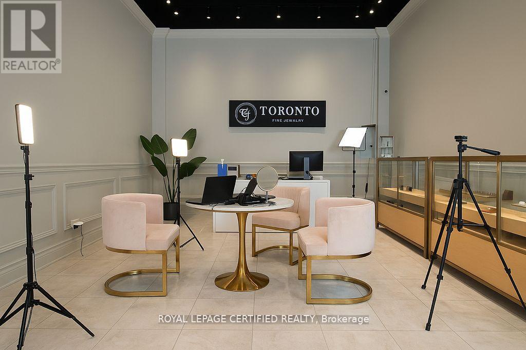 Unknown Address, ,    - Photo 1 - N12653492