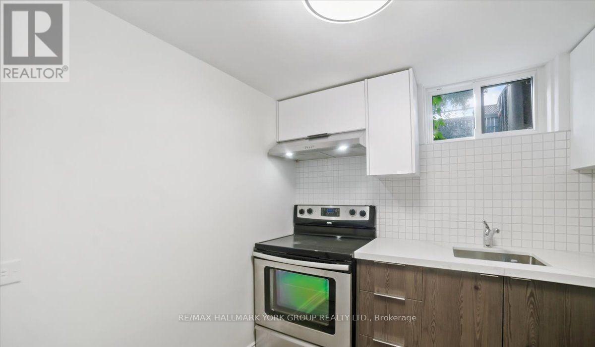 Basement - 28 Charlbrook Avenue, Barrie, Ontario  L4M 2Y4 - Photo 8 - S12653474