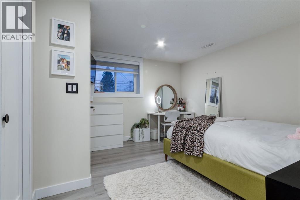5 Sydney Drive Sw, Calgary, Alberta  T2W 0S7 - Photo 26 - A2269400