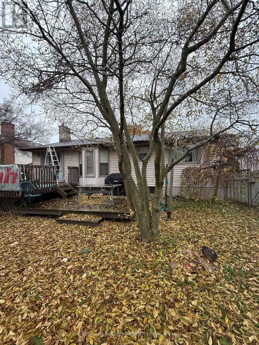 6 Brazolot Drive, Guelph, Ontario  N1G 4M2 - Photo 2 - X12653480