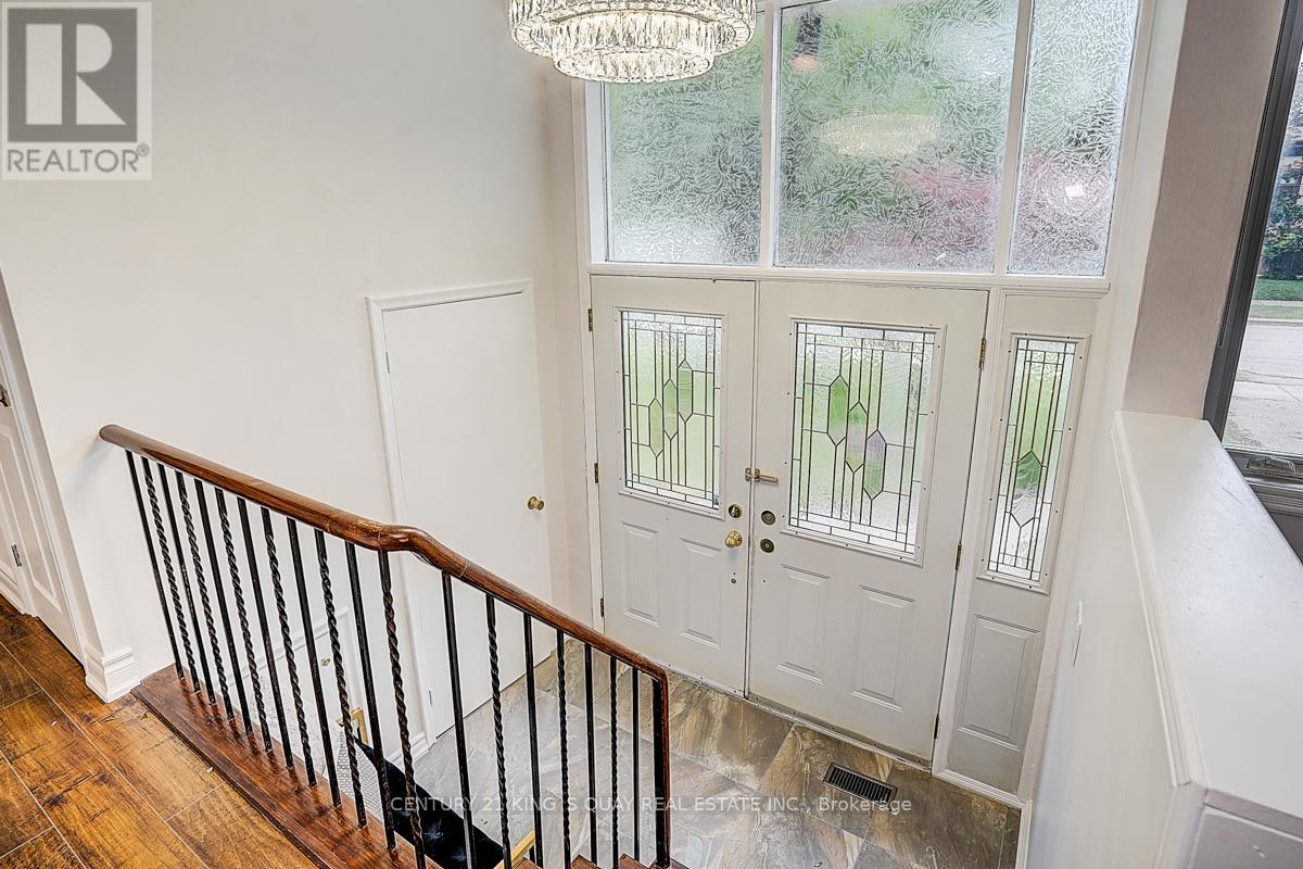 55 Three Valleys Drive, Toronto, Ontario  M3A 3B6 - Photo 10 - C12653512