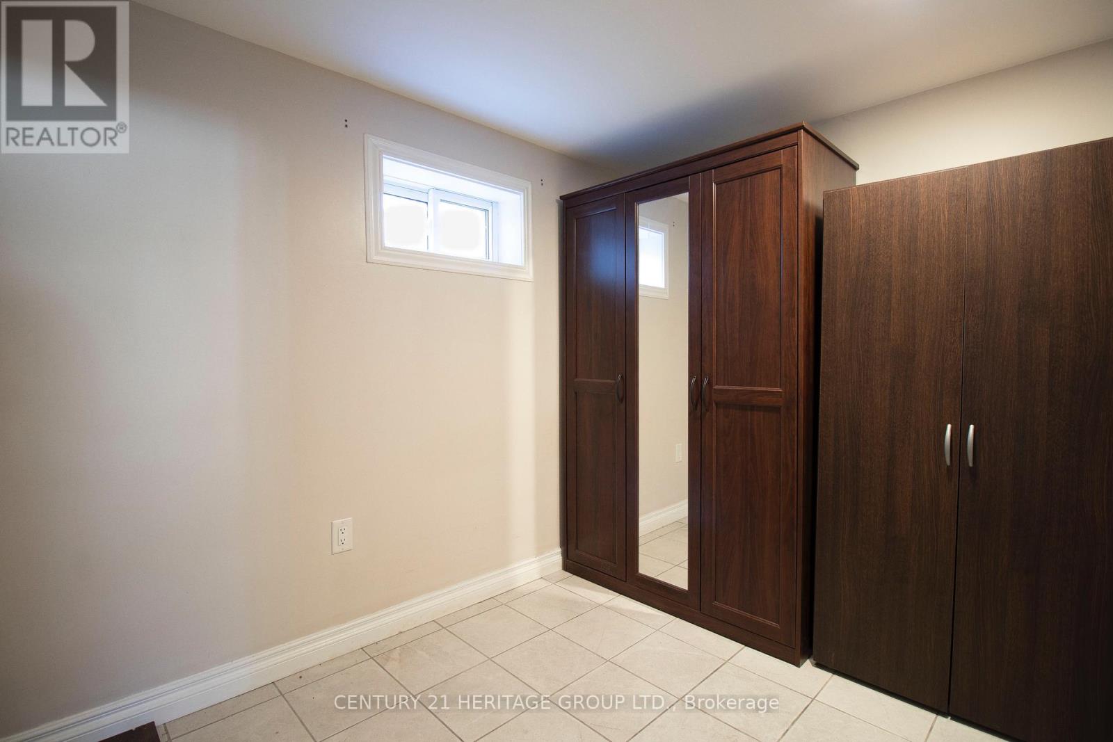 144 Cherrywood Drive, Newmarket, Ontario  L3Y 2X7 - Photo 10 - N12653510