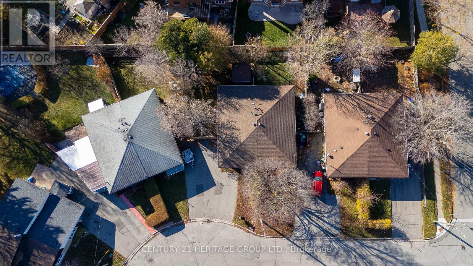 144 Cherrywood Drive, Newmarket, Ontario  L3Y 2X7 - Photo 2 - N12653510