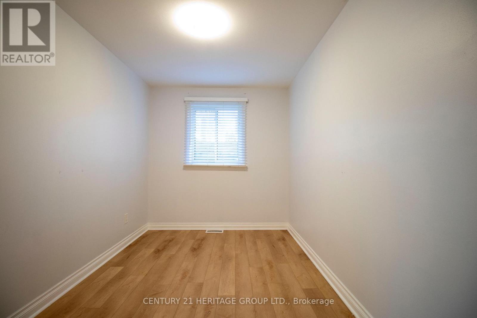 144 Cherrywood Drive, Newmarket, Ontario  L3Y 2X7 - Photo 8 - N12653510