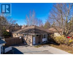 144 CHERRYWOOD DRIVE, Newmarket, Ontario
