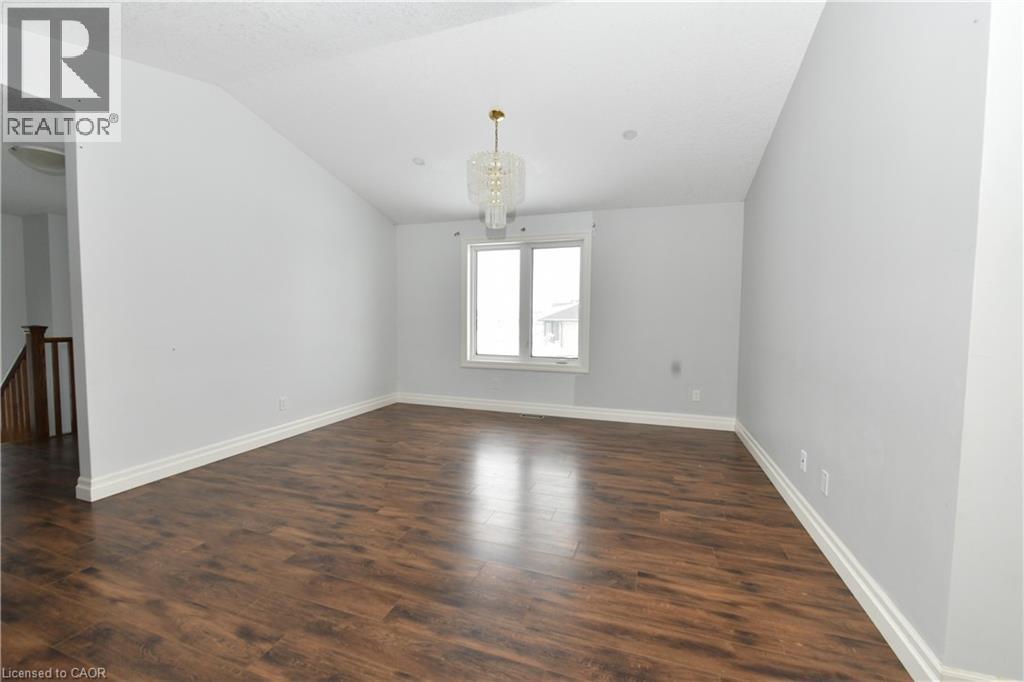 13 Forbes Crescent, Listowel, Ontario  N4W 0B3 - Photo 5 - 40785818